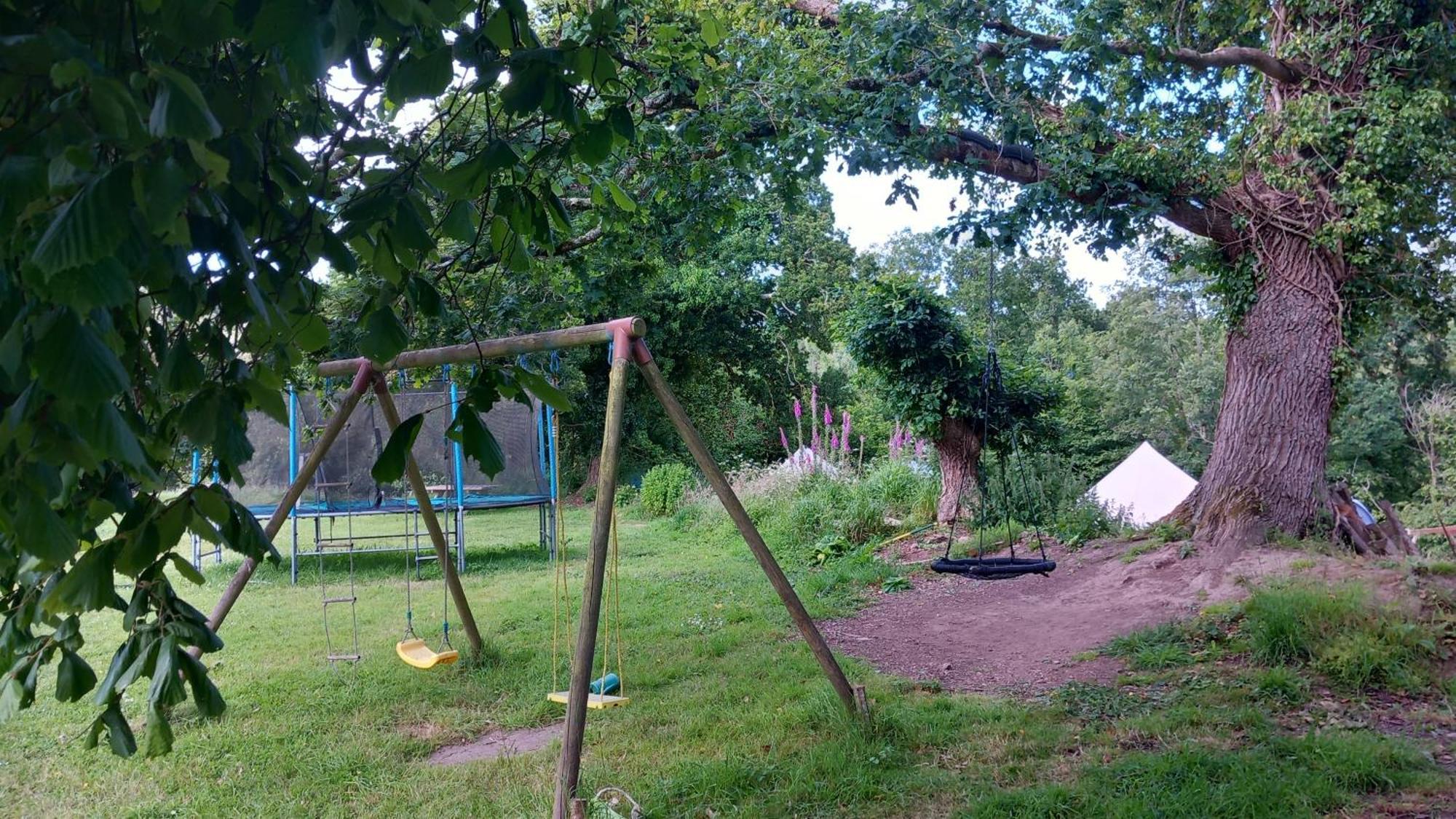 Tente Insolite En Pleine Nature Treduder Luaran gambar